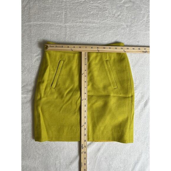 J. Crew Women’s Wool Skirt Size XS 00 Mustard Yellow Preppy Vibrant Mod Office - Picture 5 of 8
